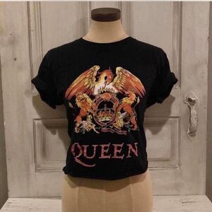 Official Queen Band T Shirt Black Cropped Graphic Tee Women’s Size M Rock